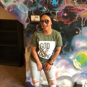 Meet your Posher, Vanesss